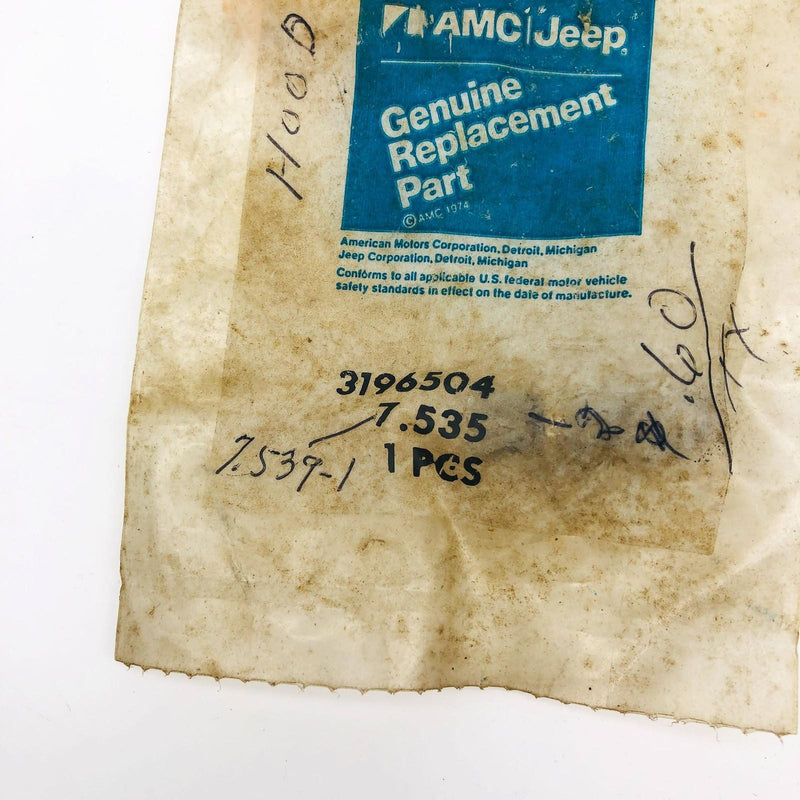 AMC Jeep 3196504 Bulb for Hood Light OEM NOS 81-86 CJ 5-8 Cher Wag Com J10 J20 5