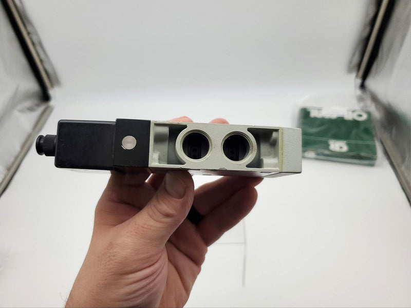 Numatics 92178-2AC Solenoid Valve 14.5 to 120 PSI 110-120 .05 AMPS 4