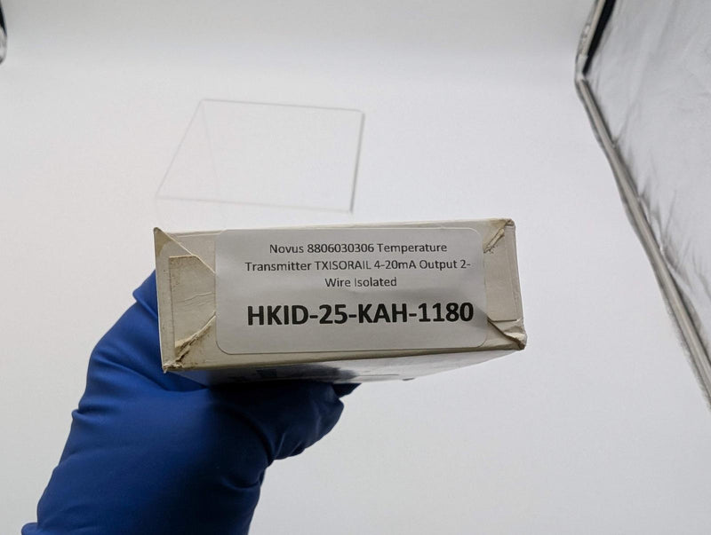 Novus 8806030306 Temperature Transmitter TXISORAIL 4-20mA Output 2-Wire Isolated 6