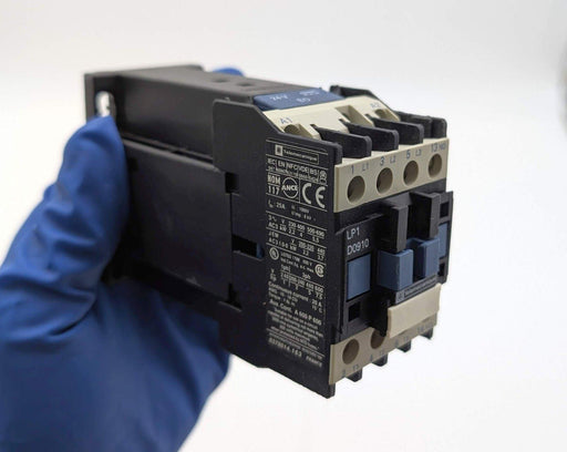 Telemecanique LP1D0910BD Contactor 3 Pole 3 Phase 9A 24VDC 1