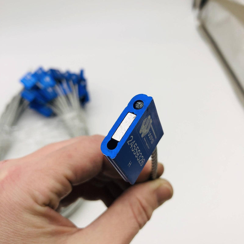 WFS PTW35-24-BL Cable Seal Pull Tight 24in Length Galvanized Pack of 50 3