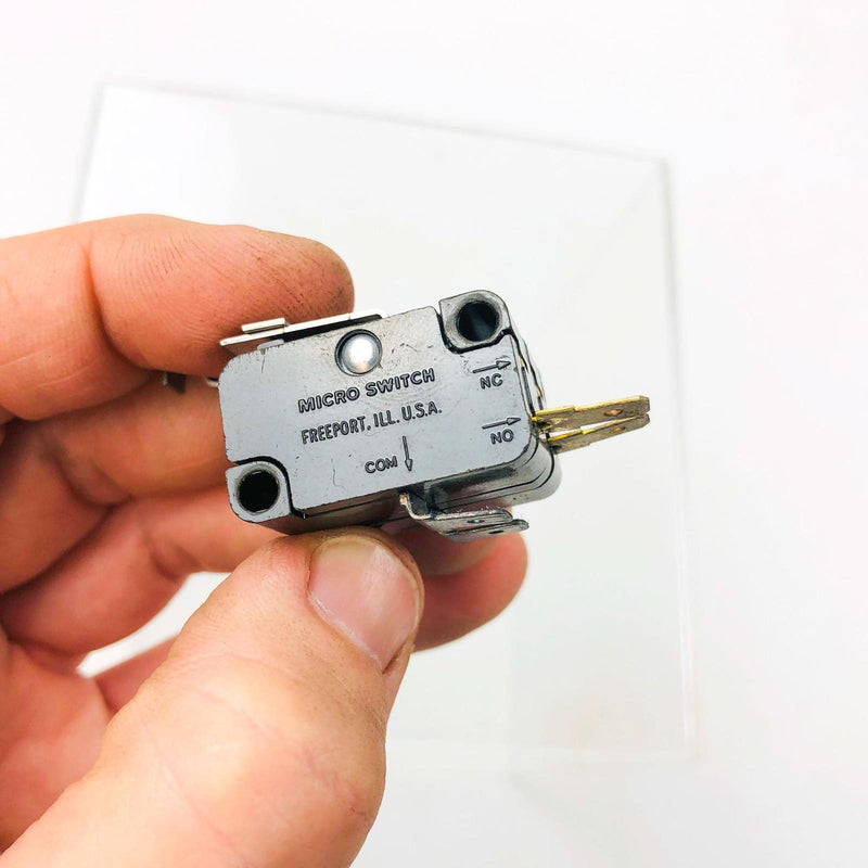 Simplicity 1679932 Interlock Switch OEM NOS Replcd by 1679932SM Micro Switch USA 4