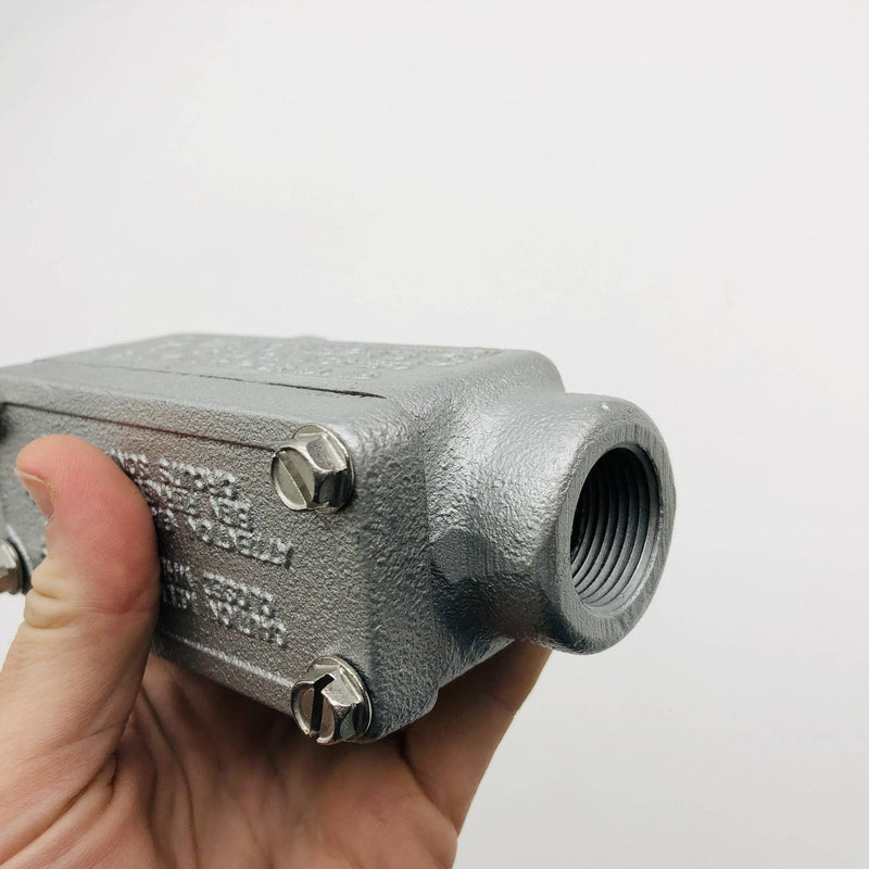 Thomas & Betts OELB2-TB Conduit Body Outlet Box with Cover 3/4in Iron OELB Style 5