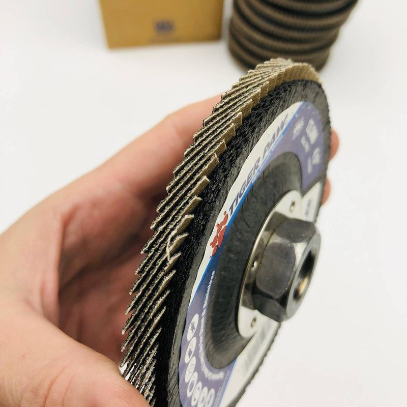 Weiler 51125 Flap Disc 4-1/2 Tiger Paw 60Z Grit 5/8-11 Arbor Hole Angled 10pk 4