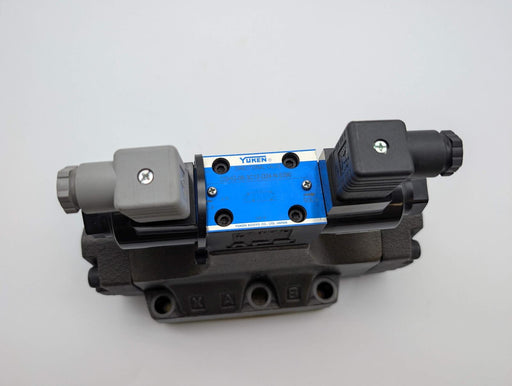 Yuken DSHG-06-3C2-T-D24-N-5390 Directional Valve 3 Pos 4 Way 132 GPM 4570 PSI 2