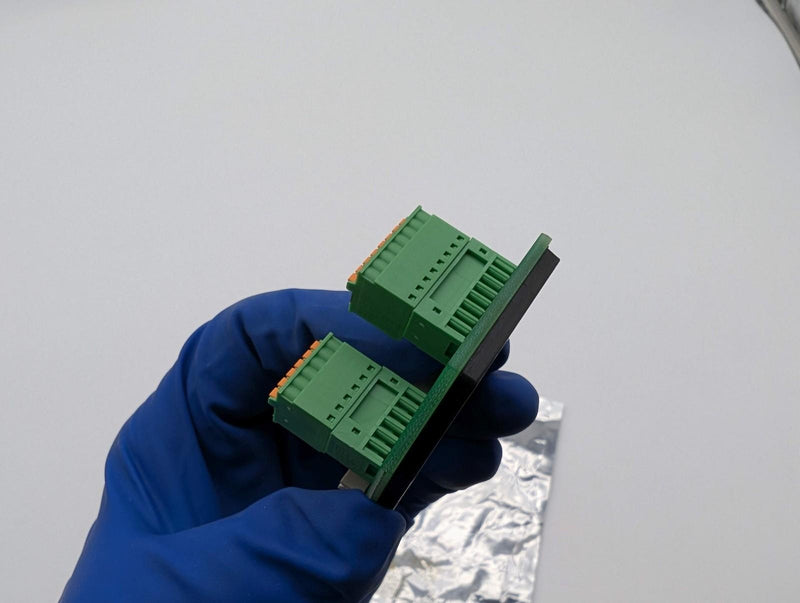 Staubli F13182702A Shunt RSCA Board SS-1 94V-0E229342 2 New Old Stock 3