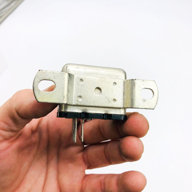 Mopar 3242520 Horn Relay OEM NOS for 72-74 Jeep CJ 5 CJ 7 SJ J Series Open