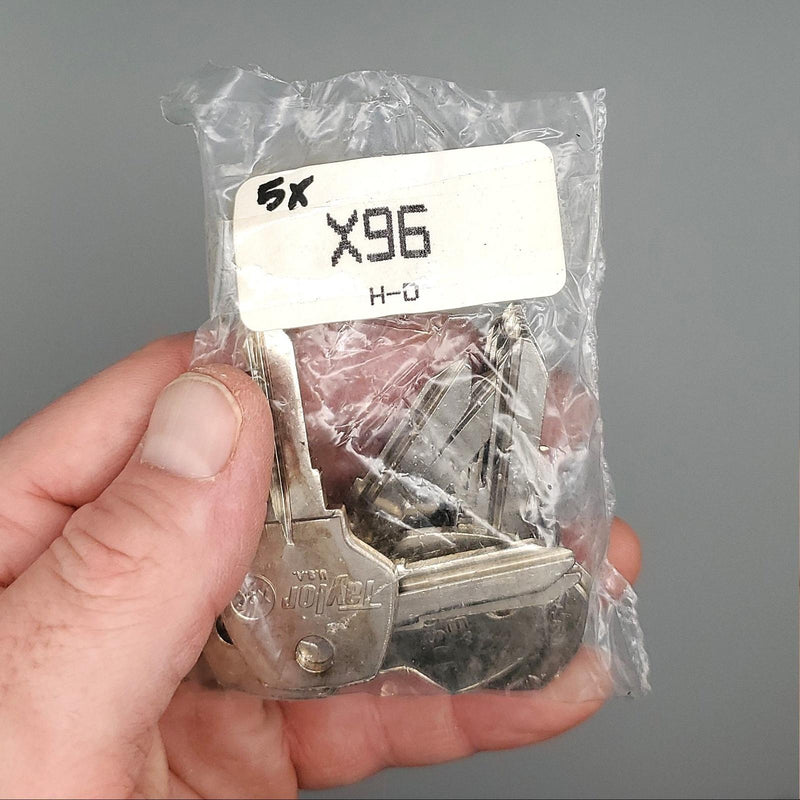 5x Ilco X96 Key Blanks Fits Some Harley Davidson Motorcycyles Nickel Plated NOS 3