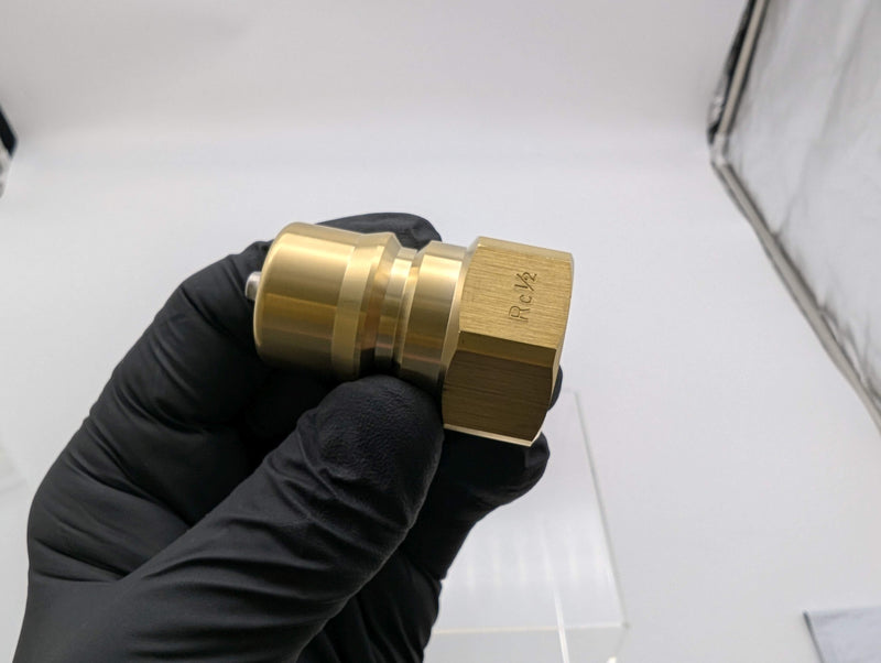 New Machine P-450 1/2" High Pressure Auto Coupling Plug