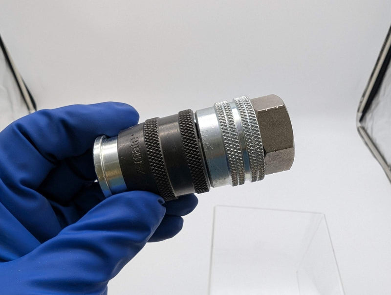 Parker EZ-501-8FP Quick Connect Safety Coupling 1/2"-14 Thread 300 PSI ISO 4414 4