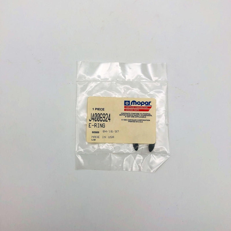 Mopar 4006924 Snap Ring for Transfer Case Vacuum Motor OEM NOS 81-86 Jeep 6