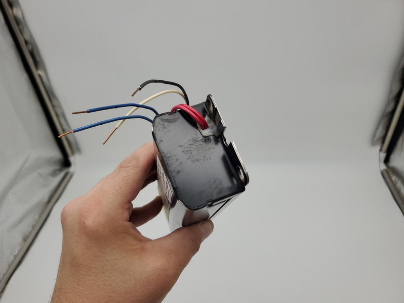 Advance R-140-1-TP Ballast for F40T12 / F40T10 Lamp 120V .43A or .3A8 4