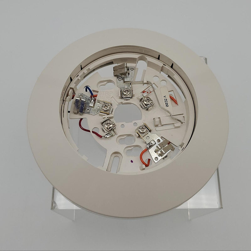 System Sensor / Honeywell B402B Plugin Detector Base 1