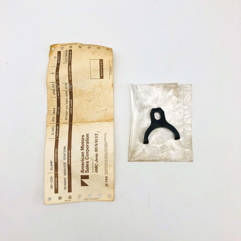 AMC Jeep 3212844 Clamp for Speedometer Cable and Pinion Manual Trans OEM NOS 11