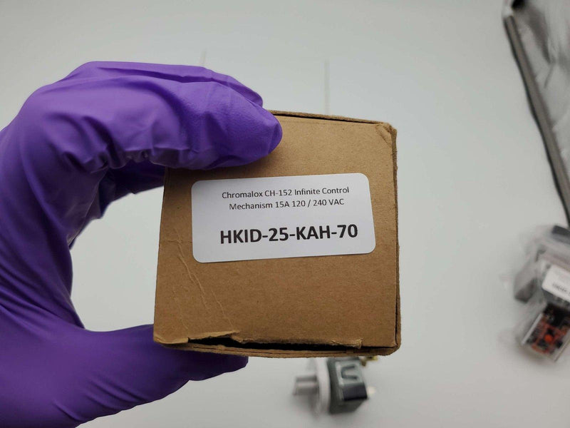 Chromalox CH-152 Infinite Control Mechanism 15A 120 / 240 VAC 5