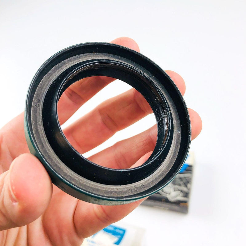 Mopar 83502508 Seal for Gear Train Yoke OEM NOS 1981-86 NPG 208 3