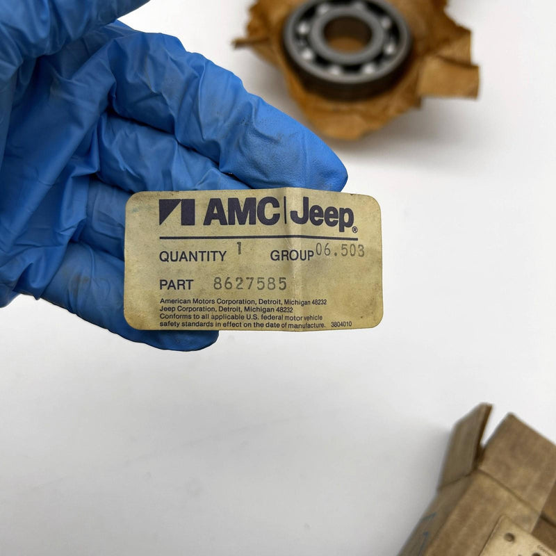 AMC Jeep 8627585 Bearing Hydramatic Transmission Case OEM NOS 1974-75 Open