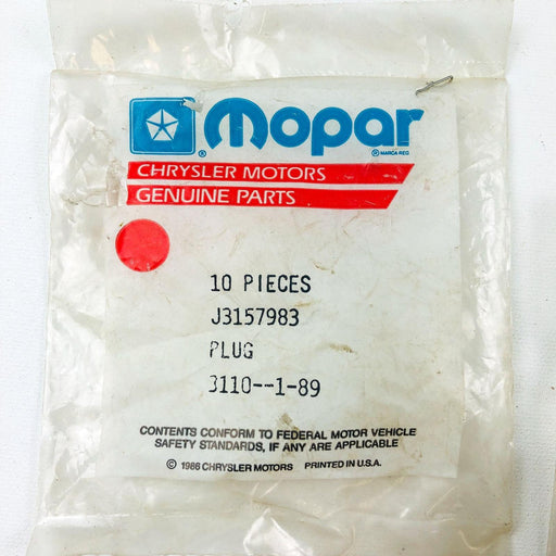Mopar J3157983 Plug for Instrument Panel OEM NOS 2