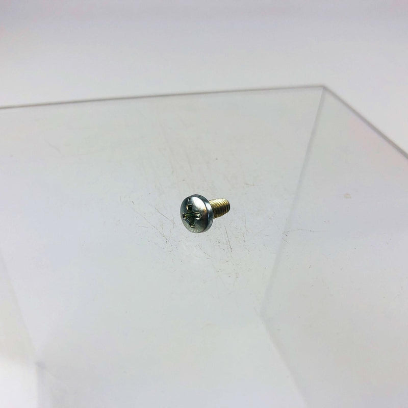 Gravely 159582 Screw Machine 8-32x3/8 OEM NOS Replaced by 21057000 Loose 9