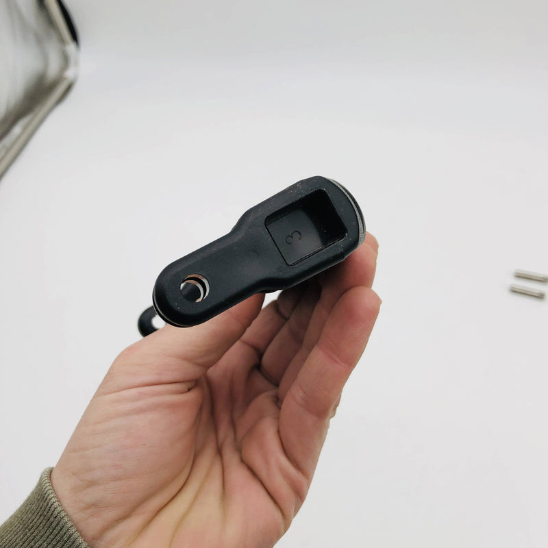 Pelican 1560 Replacement Handle Medium With Matching Pins Black Plastic OEM 8