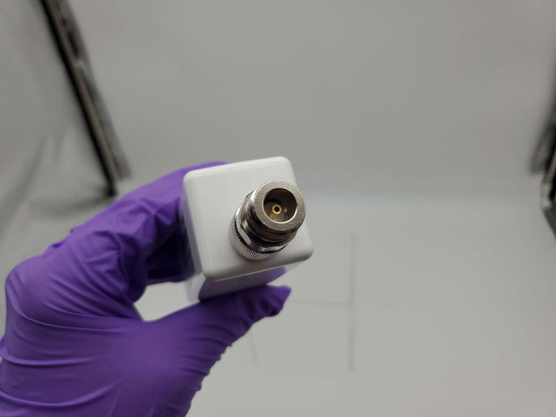 Norsat 1209HAN Ku-Band LNB 11.70- 12.20 Freq 0.9 dB NF +/- 25 kHz 50 Ohm Conn 5