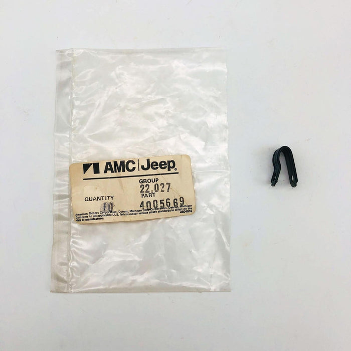 AMC Jeep 4005669 Clamp for Windshield Wiper System OEM NOS 81-86 CJ Open