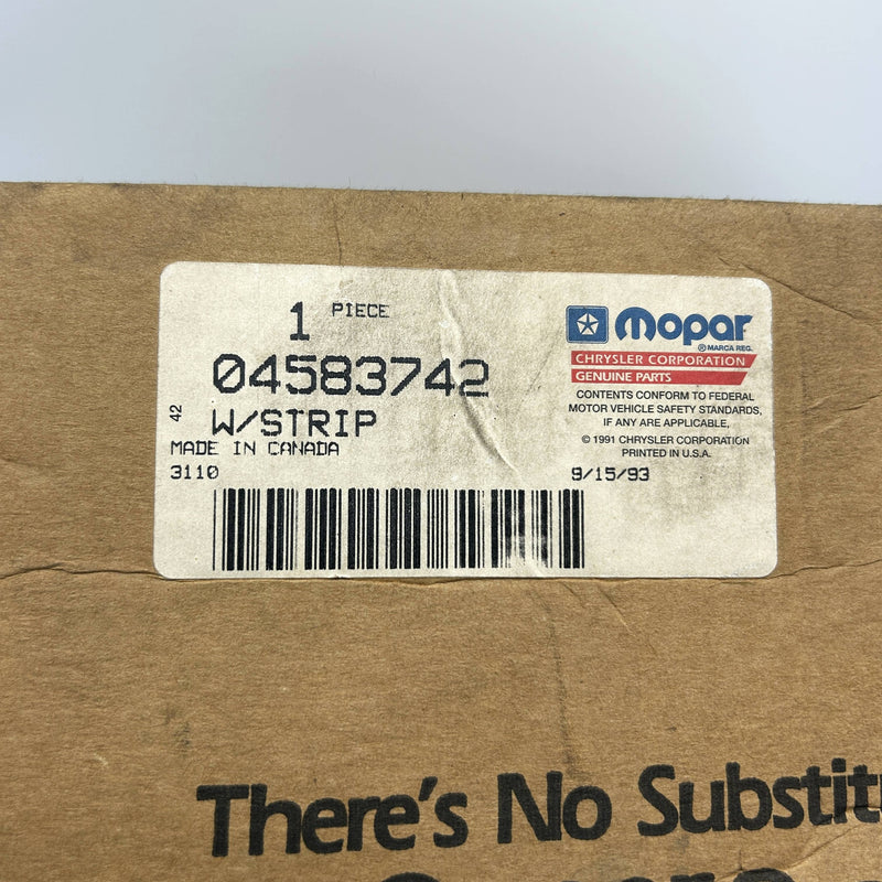 Mopar 4583742 Weatherstrip Seal Weather Stripping OEM New Old Stock NOS Open Bx 2