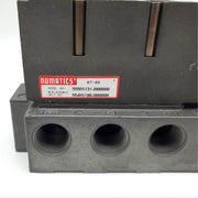 Numatics 555RS131J Regulator Valve 10 - 130PSI Plug-In Side Port Common Exhaust 2