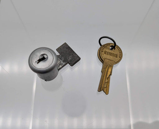 Illinois D3429C Box Style Steel Drawer Lock 7/8" D x 3/4" Cylinder Keyed Diff 1