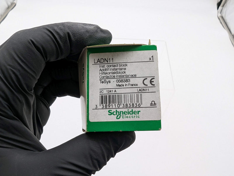 Schneider Electric LADN11 Auxiliary Contact Block 1NO 1NC Front Mount