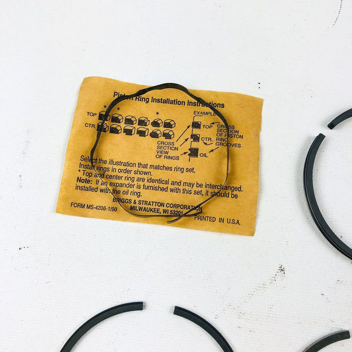 Briggs and Stratton 391654 Piston Rings Psn Standard OEM NOS Snapper Simplicity 8