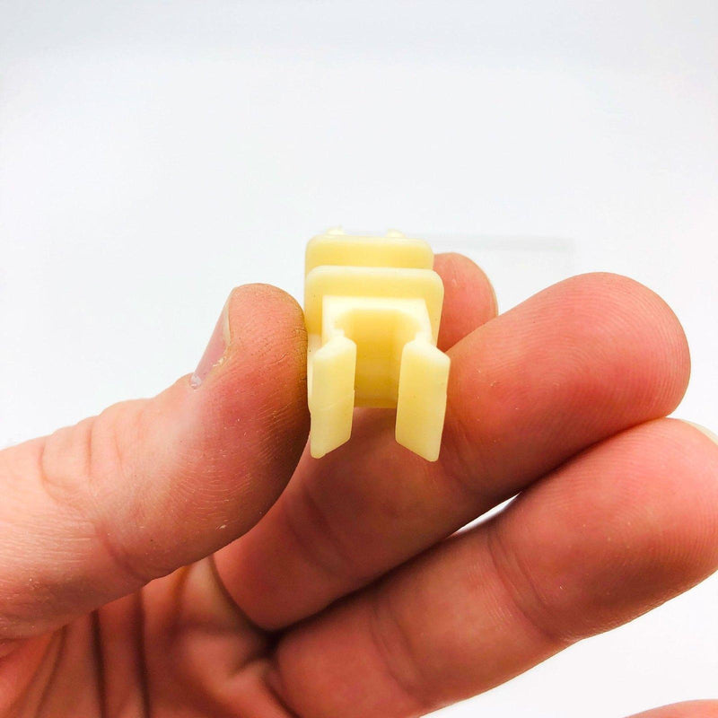 AMC Jeep 4007456 Retainer Clip for Hood Rod OEM NOS 88-90 Wrangler YJ Loose 3