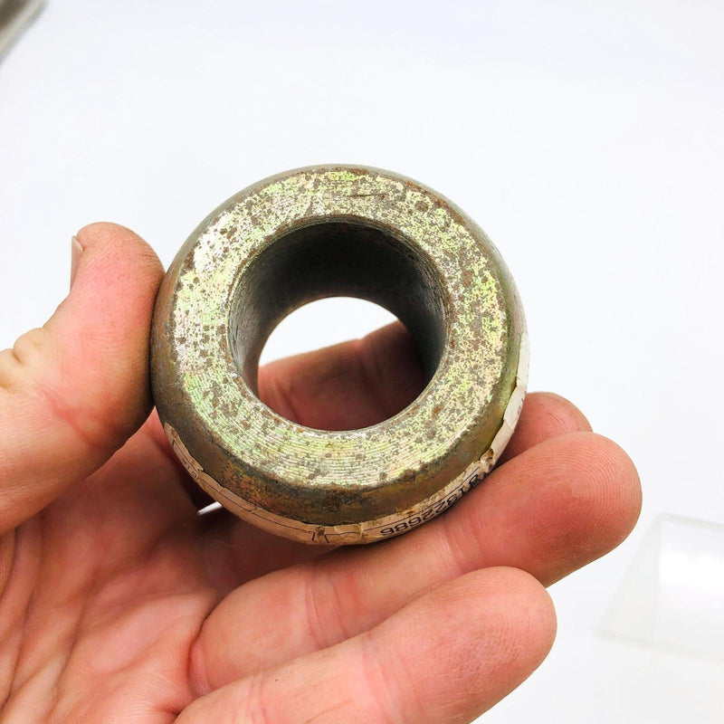 New Holland C5NN557B Lift Arm Ball OEMNOS Ford 81322686 Loose No Pkg 4