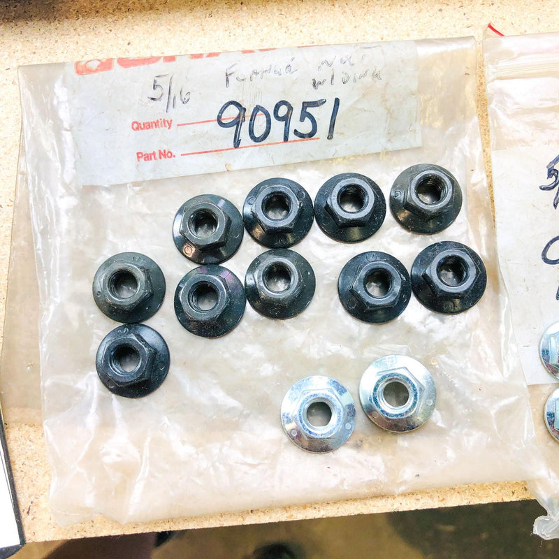 Snapper 90951 Nut Hex Flange 5/15-18 OEM NOS Replaced by 290951 Coated Black 5