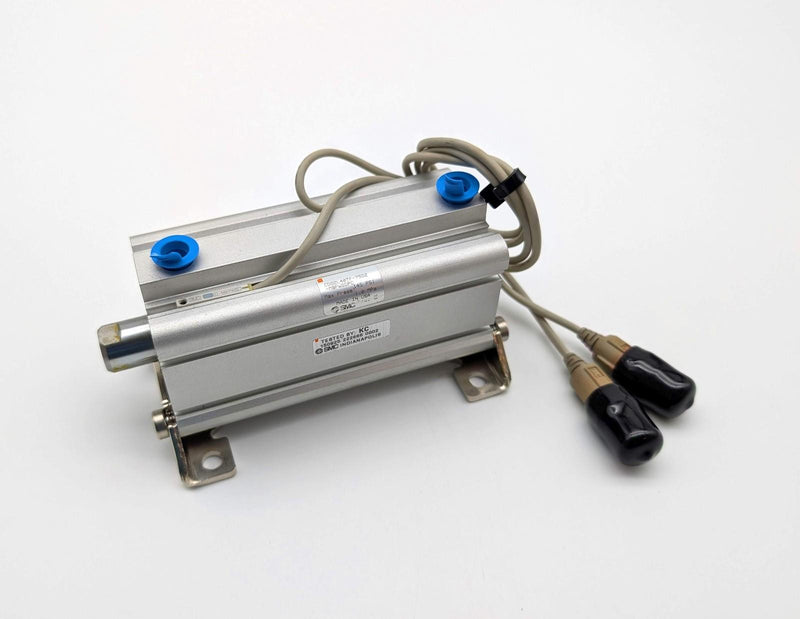 SMC CDQ2L40TF-75DZ Compact Cylinder 40mm Bore 75mm Stroke Double Acting 145 PSI 1