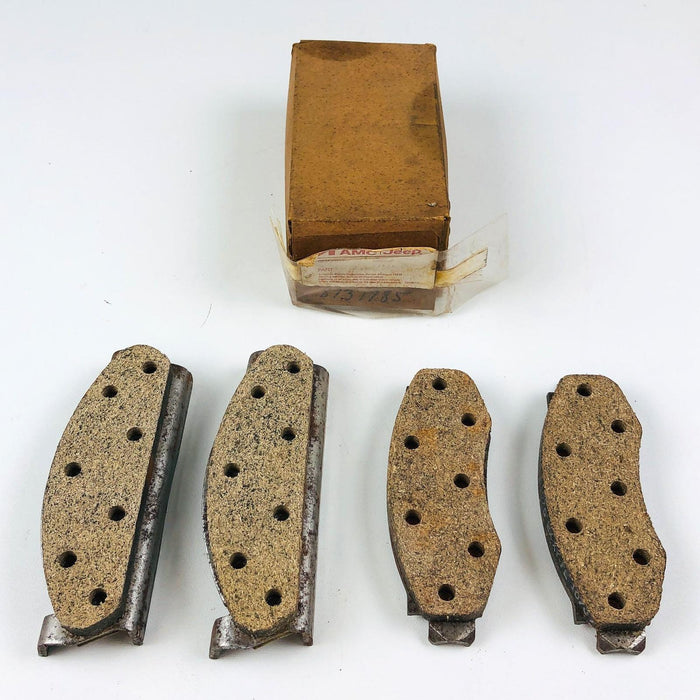 AMC Jeep 8131785 Brake Pads Package Front Pair OEM NOS 1981 CJ 5-8 Scrambler 1