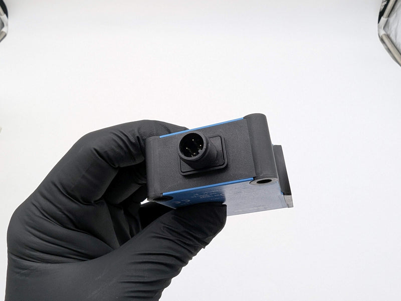 Sick WTB27-3P2411 Photoelectric Proximity Sensor 30-1600MM Sensing Range