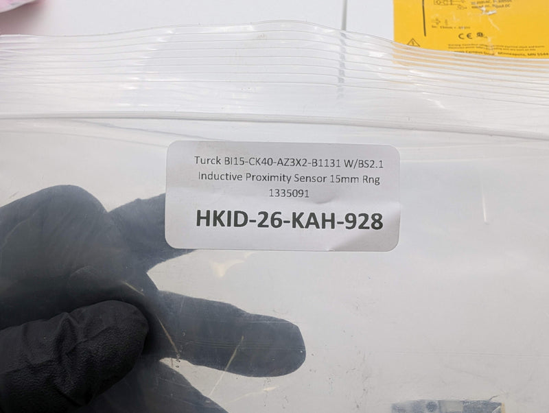 Turck BI15-CK40-AZ3X2-B1131 W/BS2.1 Inductive Proximity Sensor 15mm Rng 1335091