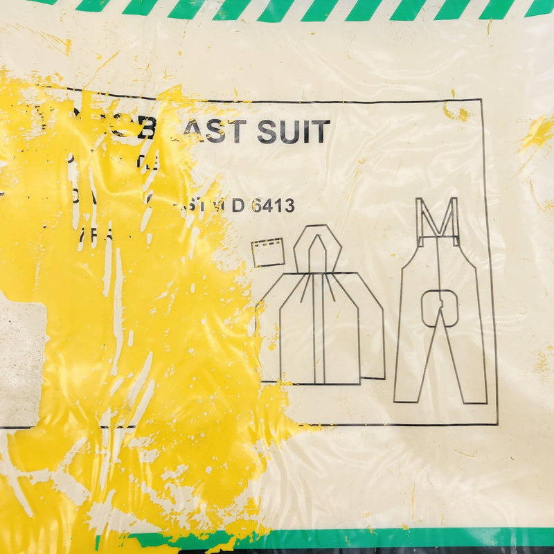 Ironwear 9207FR Rainsuit Size 7XL 3PC Hooded Jacket Bib Overall Shroud .35mm 6