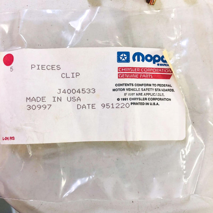 Mopar 4004533 Clip with Bushing LH Drive Rear Door OEM NOS 81-86 CJ 7-8 Export 2