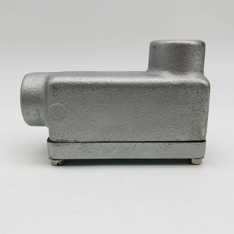Thomas & Betts OELB2-TB Conduit Body Outlet Box with Cover 3/4in Iron OELB Style 8