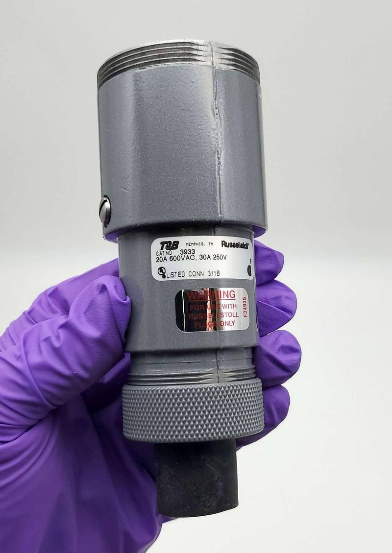 Thomas & Betts 3933 Pin Sleeve Connector Weather Tight 30A 250V 3 Wire 2 Poles 1