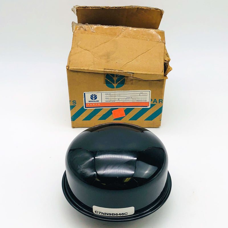 New Holland C7NN9B646C Cover Cap Black OEM NOS Replaces 83925518 Open