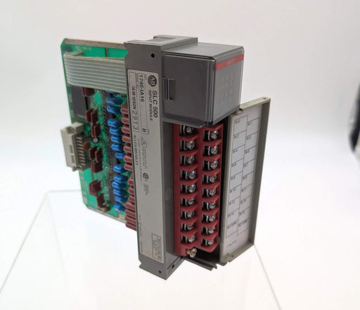 Allen Bradley 1746-IA16 SLC 16 Point AC Input Module 85 to 132 VAC 1
