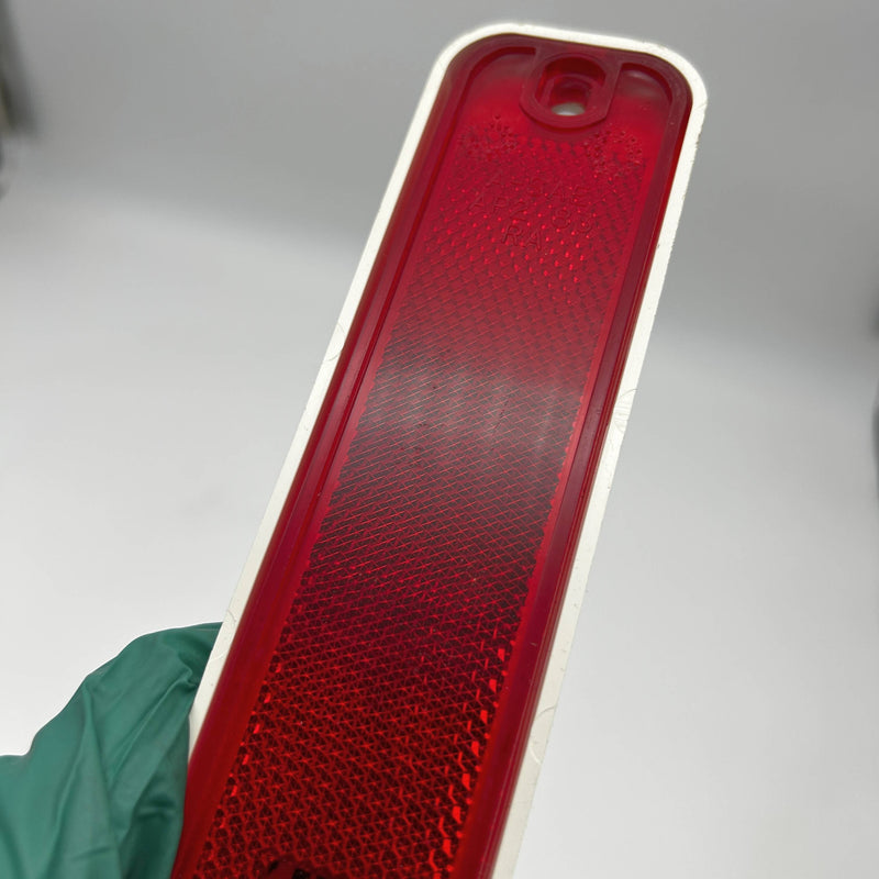 AMC Jeep 8936000376 Lamp Side Marker Red Plastic OEM NOS Loose 6