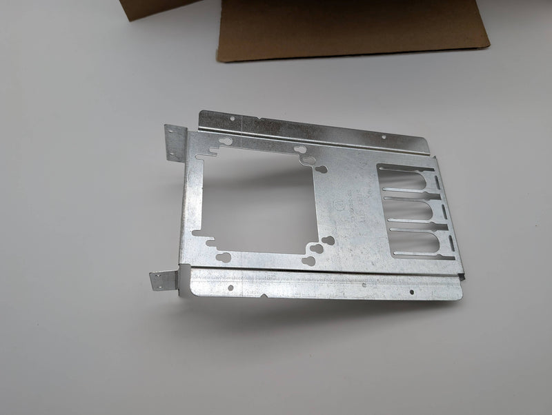 Steel City SSF-SH2346-CS Box to Stud Bracket w/ Cable Support for 4" Boxes 33 PK 3