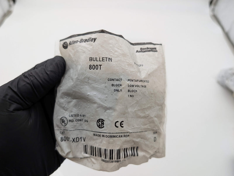 Allen-Bradley 800T-XD1V Contact Block 30mm Push Button 600 VAC Normally Open