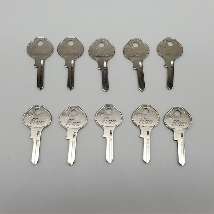 10x Ilco 1092E Key Blanks For Master Lock Nickel Plate Over Brass NOS 3