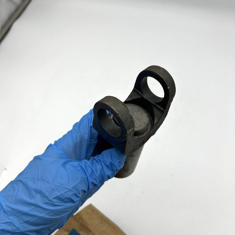 AMC Jeep 8126448 Driveshaft Slip Yoke OEM NOS Dana Spicer Open