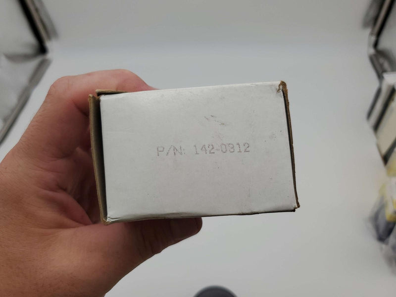 Siemens 142-0312 Analog Pressure Gauge 2-1/2" Face 0-100 PSI 1/8" NPT Connector 4